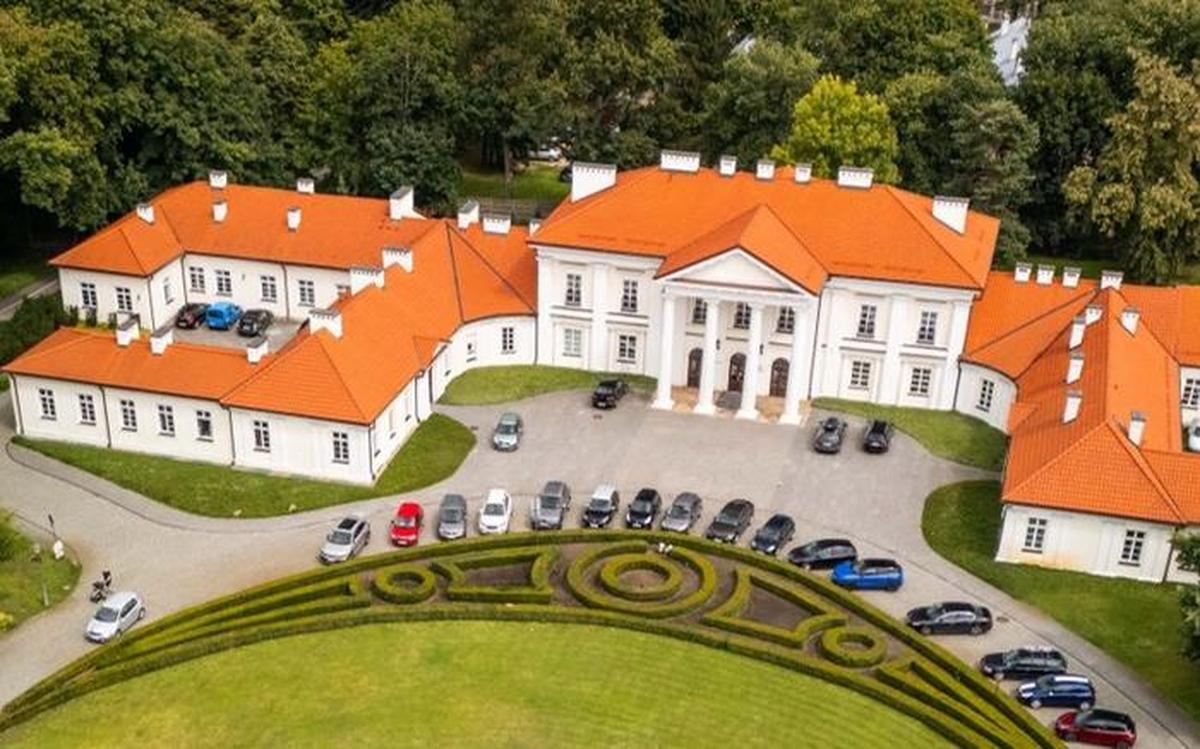 Budynek Pałacu Ogińskich - Rektorat UwS.